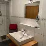 Ellen Müller Apartment *